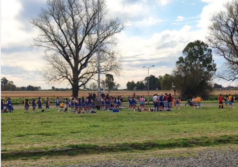 Azul: polmica en las redes por la juntada de la Promo en un parque